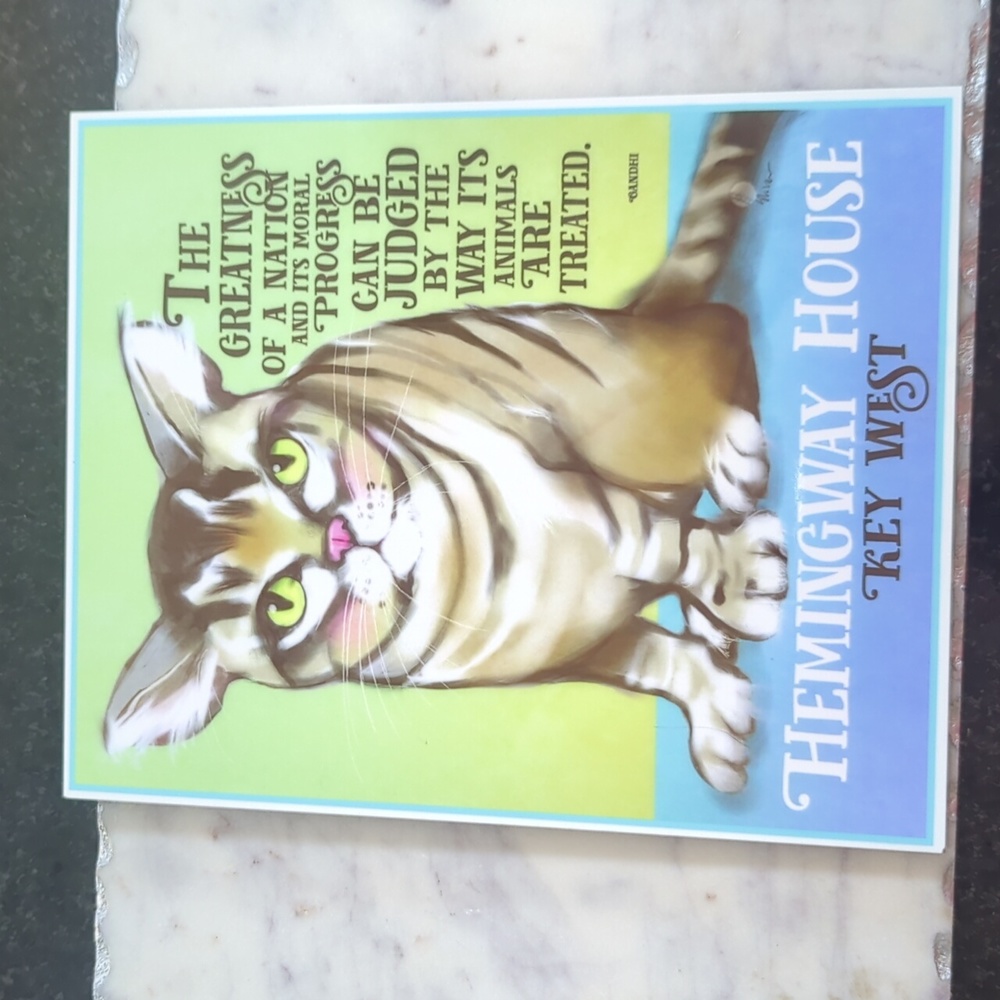 Hemingway House cat sign